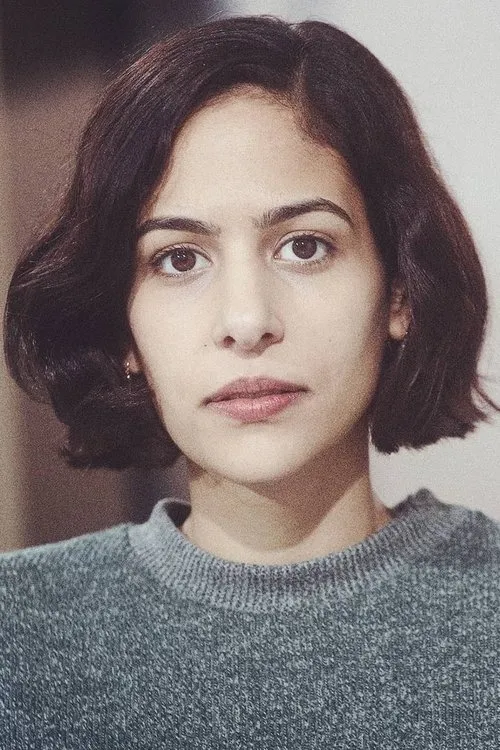 Joana Botelho interpretando a Girl