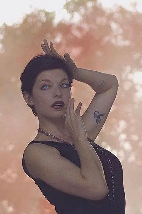 Chase Anderson ha trabajado con JoAnna Lloyd en 1 ocasiones