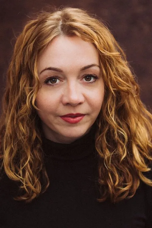 Joanna Semmelrogge interpretando a Gertrud