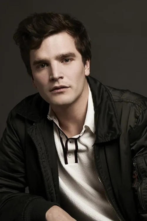 João Jesus interpretando a Jô