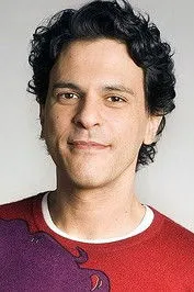 João Marcello Bôscoli interpretando a Self