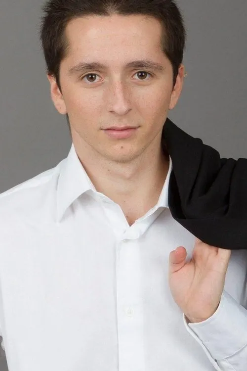 João Secundino interpretando a Kiko