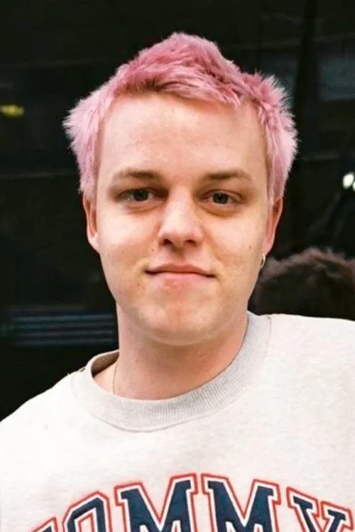 Joba interpretando a Himself