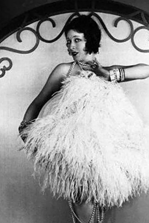 Jocelyn Lee interpretando a Showgirl