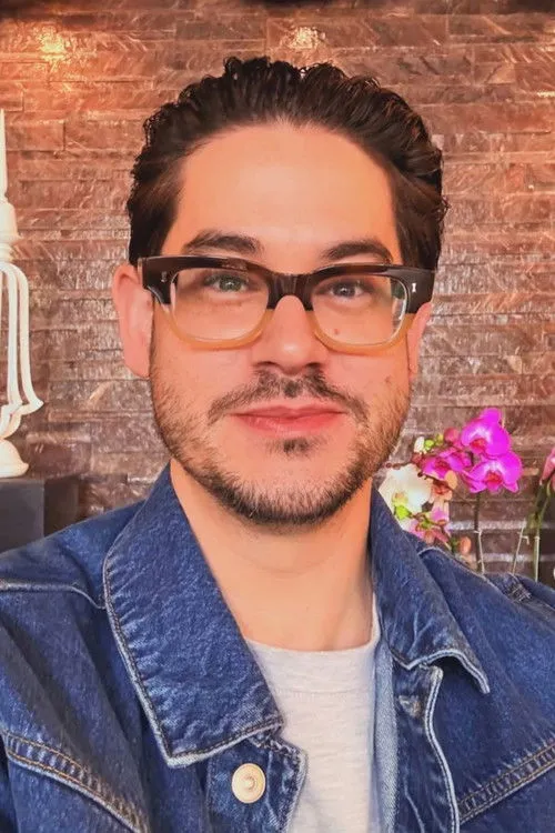 Max Cooke ha trabajado con Joe Clegg en 1 ocasiones