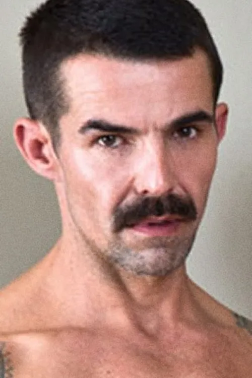 Joe Gunner interpretando a 