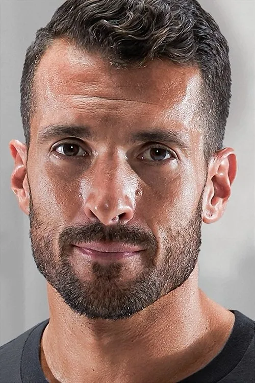 Sam Davies ha trabajado con Joel Freeman en 1 ocasiones