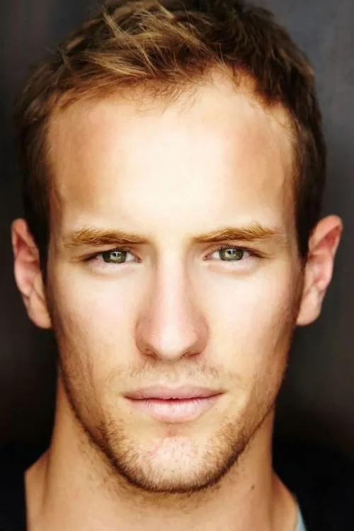 Joel Jackson — personaje: Detective James Steed