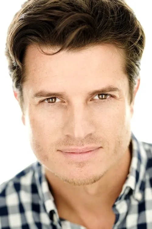 Scott M. Schewe ha trabajado con Joel Pierce en 1 ocasiones