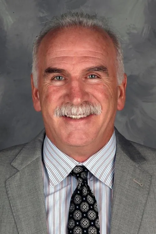 Joel Quenneville interpretando a Joel Quenneville