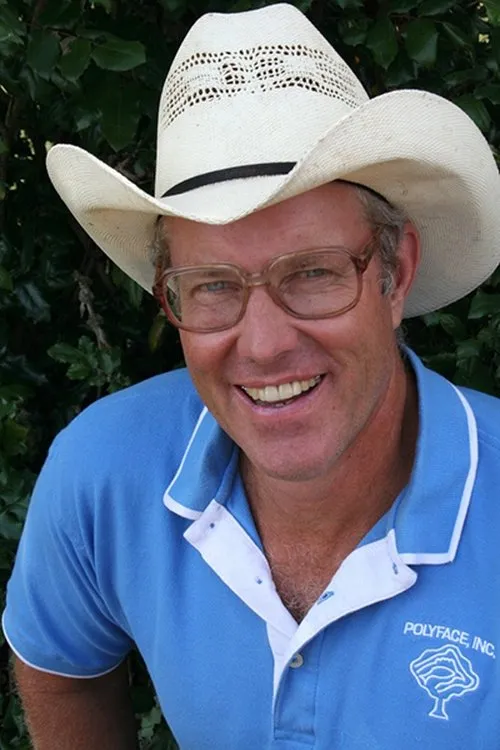 Joel Salatin interpretando a Self