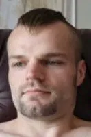 Santiago Wet ha trabajado con Joey Bones en 1 ocasiones