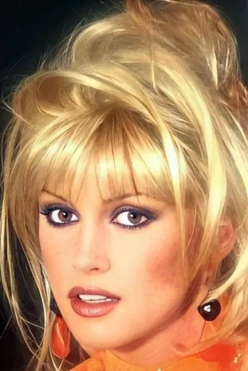 Brooke Bradford ha trabajado con Joey MacKenzie en 1 ocasiones