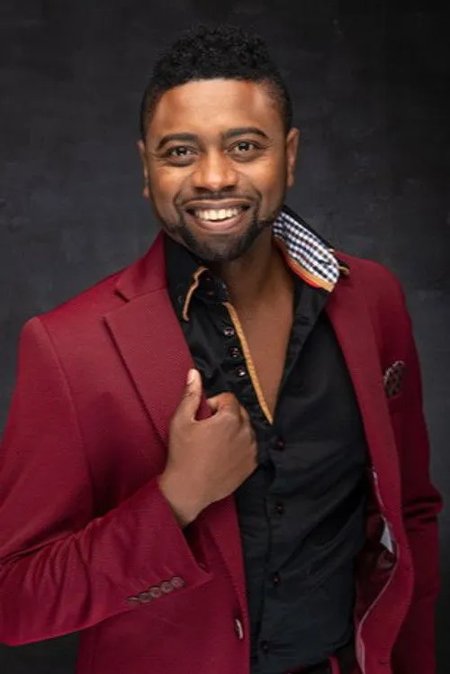 Nicoline Hummel ha trabajado con Johan Kalifa Bals en 2 ocasiones