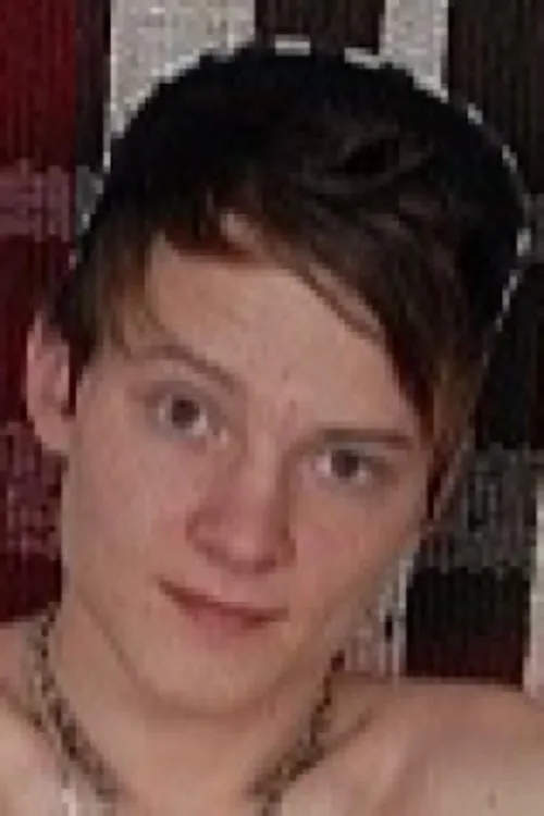 Johan Koco interpretando a