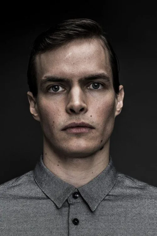 Emmi Parviainen ha trabajado con Johannes Holopainen en 2 ocasiones