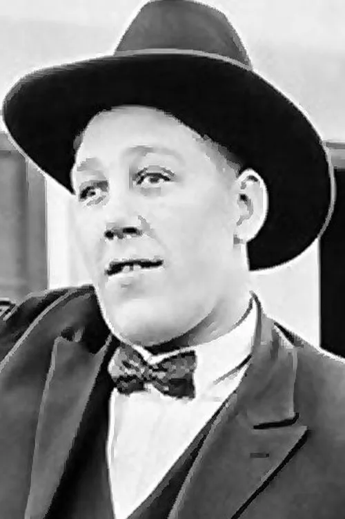 Max Dill ha trabajado con John Aasen en 1 ocasiones