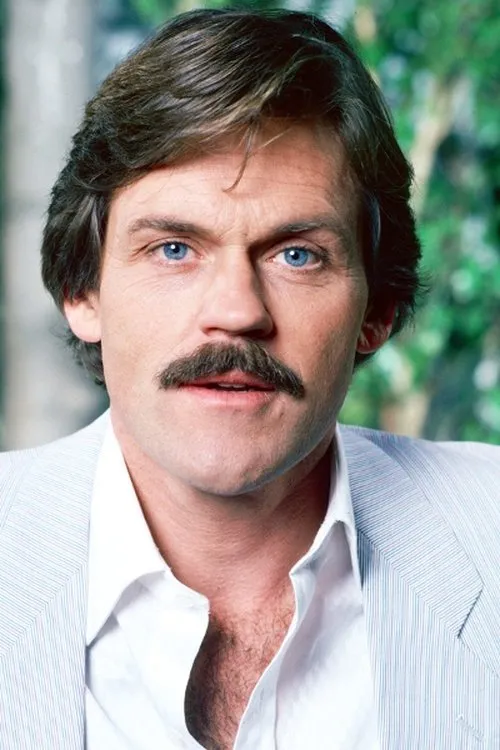 John Beck interpretando a Townspeople (segment 