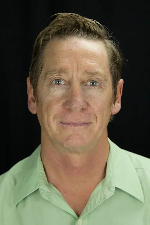 John Brumpton interpretando a Stan