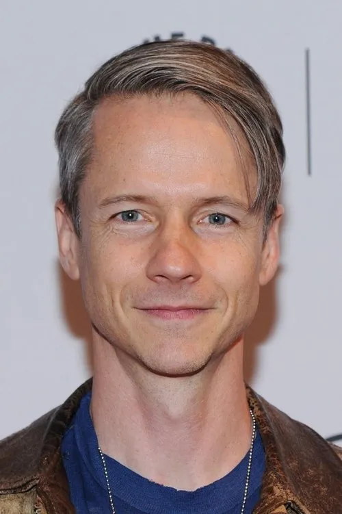 Erica Gavin ha trabajado con John Cameron Mitchell en 2 ocasiones