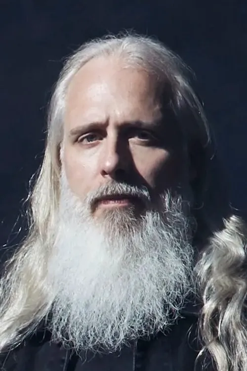 John Campbell interpretando a 