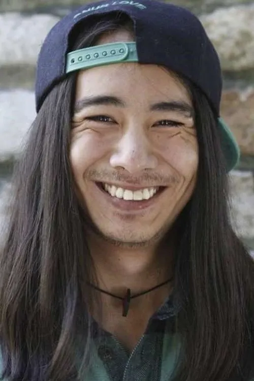 Steve Zapata ha trabajado con John Elvis en 1 ocasiones