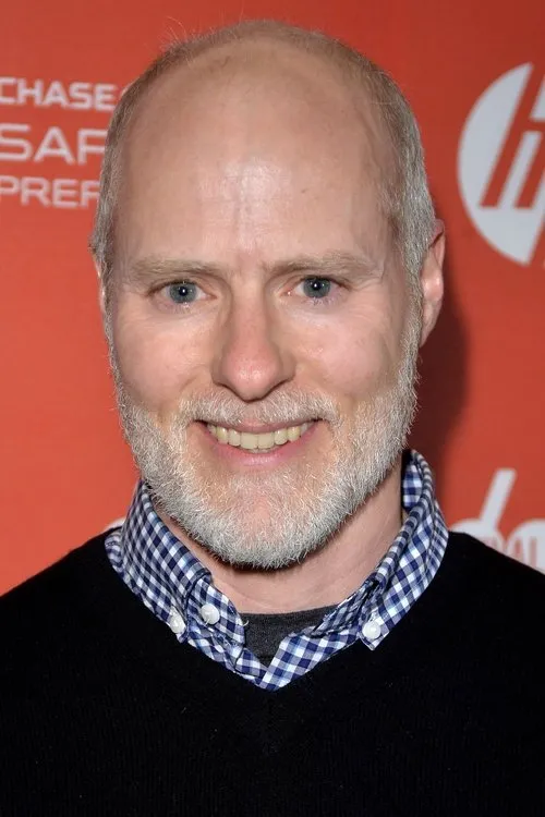 John Grady interpretando a Strangler