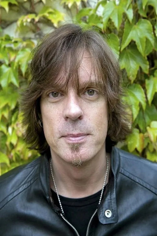 Joey Tempest ha trabajado con John Levén en 9 ocasiones