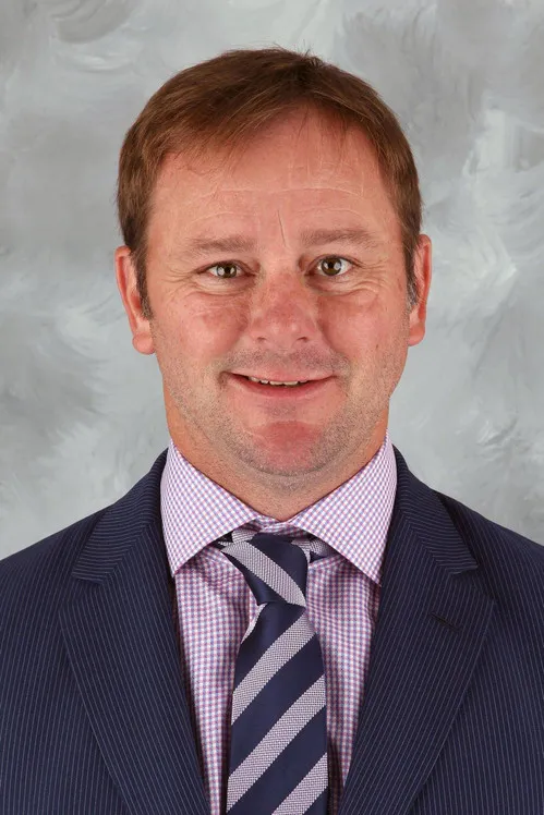 Colin Fraser ha trabajado con John Madden en 1 ocasiones