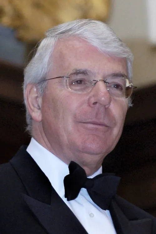 John Major interpretando a Self