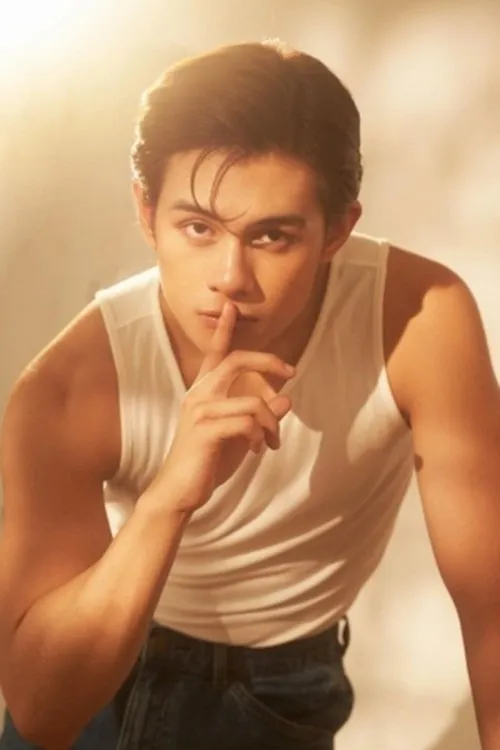 Julia Chua ha trabajado con John Matthew Uy en 1 ocasiones