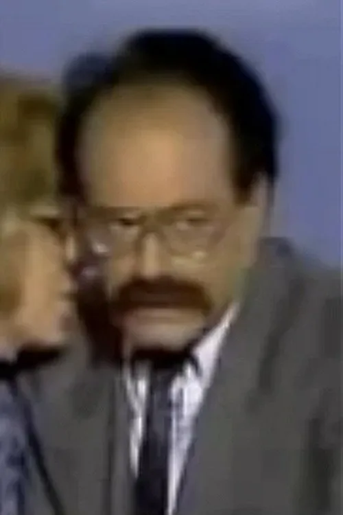 John McAndrew — personaje: Mr Oliver