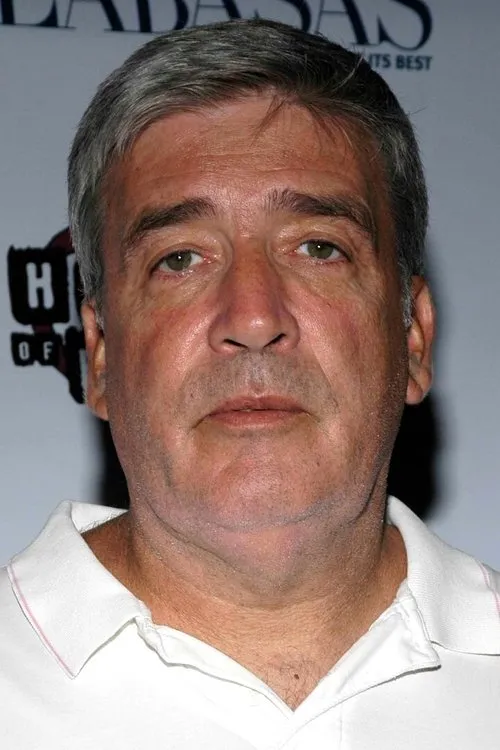 Foto de perfil del actor John Mendoza en el reparto