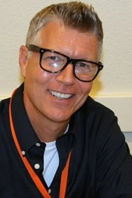 Will Sandin ha trabajado con John Michael Graham en 3 ocasiones