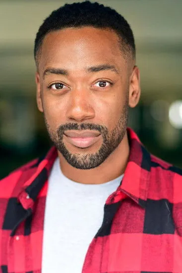 Cole Chisholm ha trabajado con John Paul Dunn en 1 ocasiones