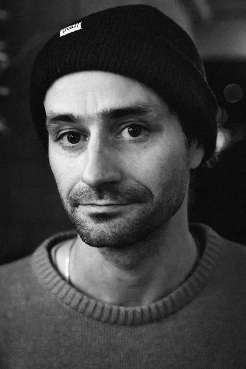 Chris Cole ha trabajado con John Rattray en 6 ocasiones