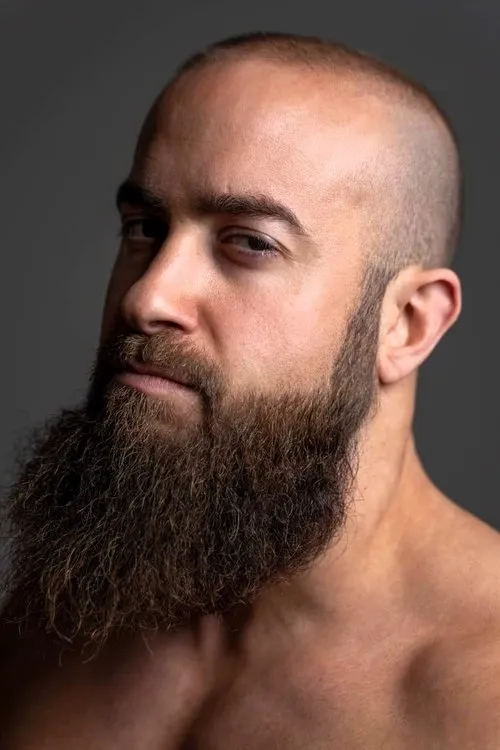 John Silver interpretando a 