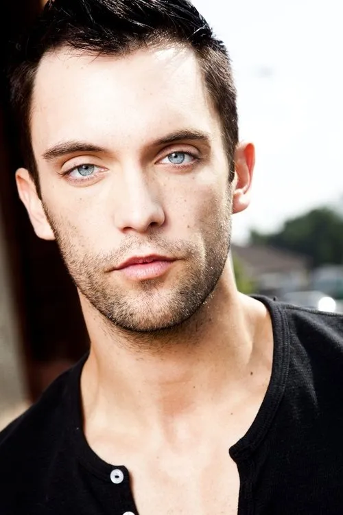 John Stallings interpretando a Antonio