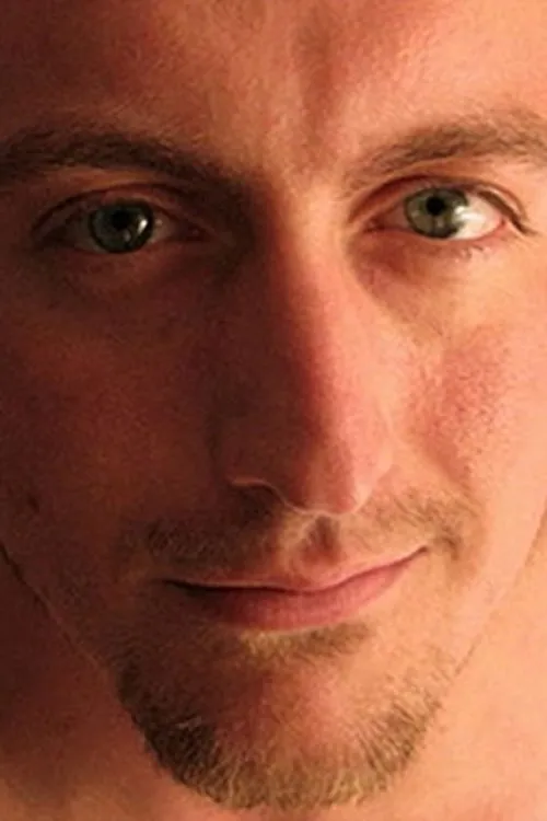 John Sullivan interpretando a Self