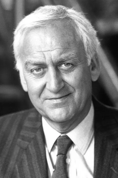 John Thaw interpretando a Sir Arthur 'Bomber' Harris