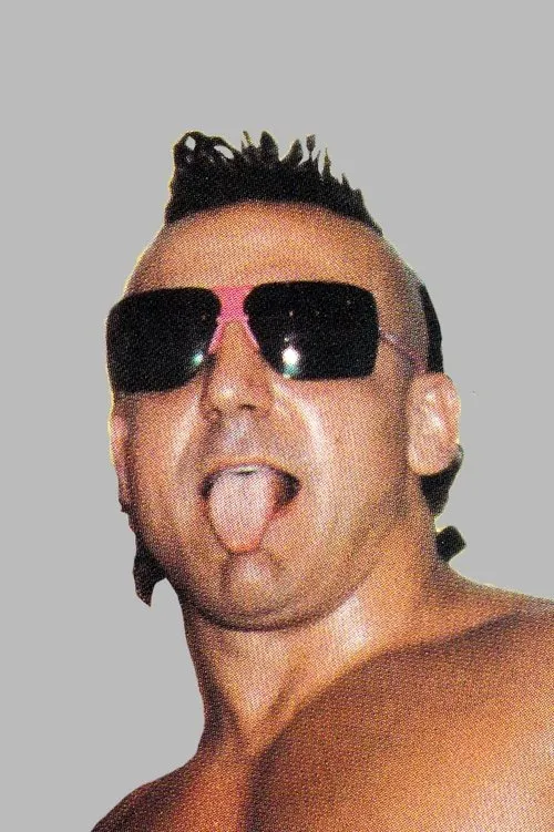 John Weiss interpretando a Johnny Hot Body