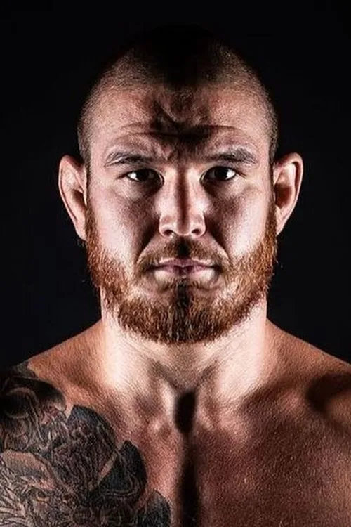 Johnny Eblen interpretando a Self