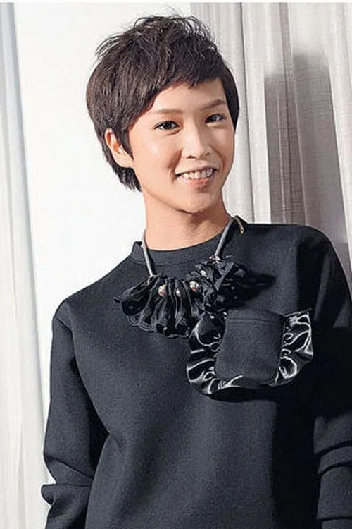 Joman Chiang interpretando a Jenny