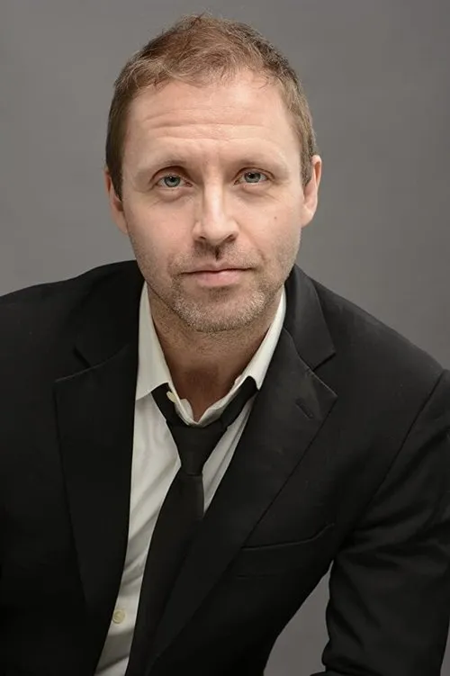 Robert J Morgalo ha trabajado con Jonathan Arons en 1 ocasiones