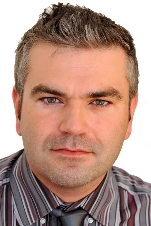 Sanita Simms ha trabajado con Jonathan Ford en 1 ocasiones