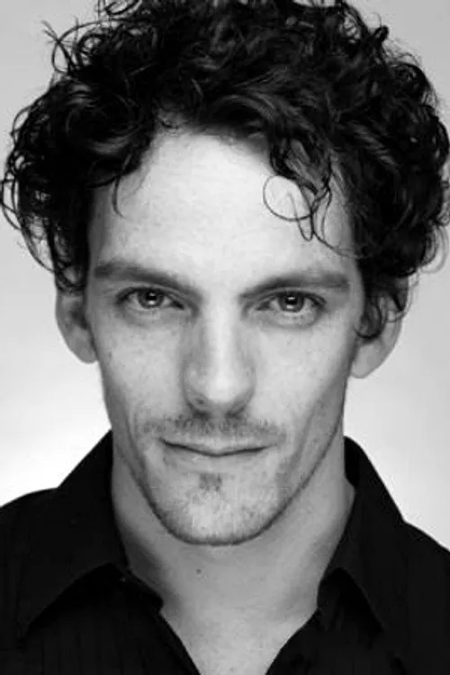 Tom Watt ha trabajado con Jonathan Gabriel Robbins en 1 ocasiones