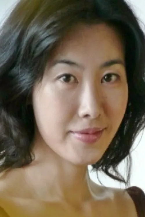Joo Yoo-Rang en su biografía y filmografía