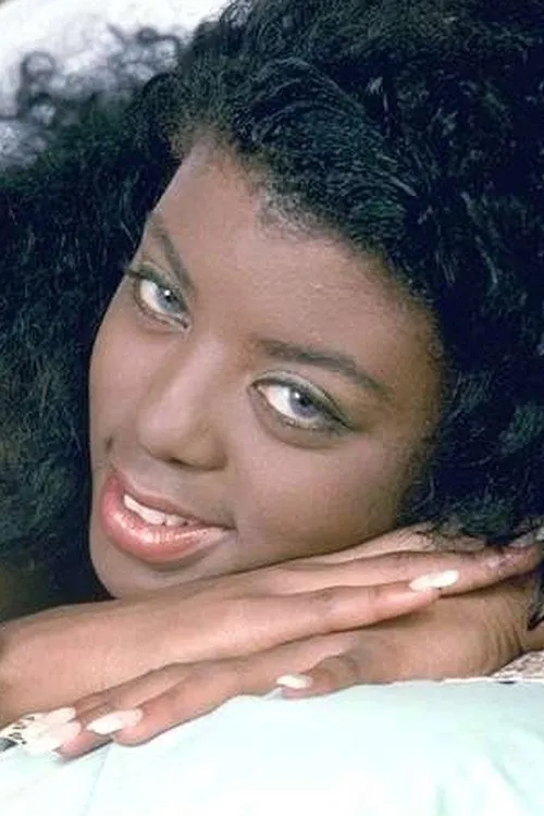 Jordan McKnight interpretando a 