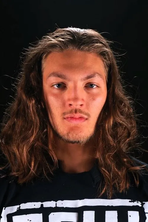 Jordan Oliver Jr. interpretando a Jordan Oliver