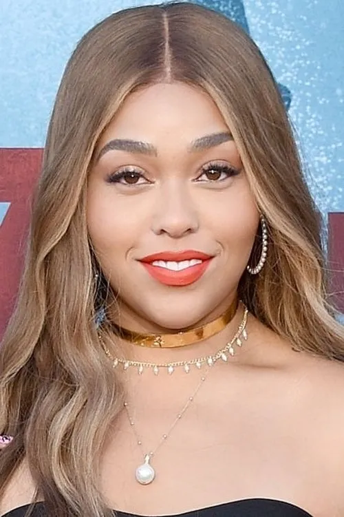 Jordyn Woods interpretando a Vanessa Mass